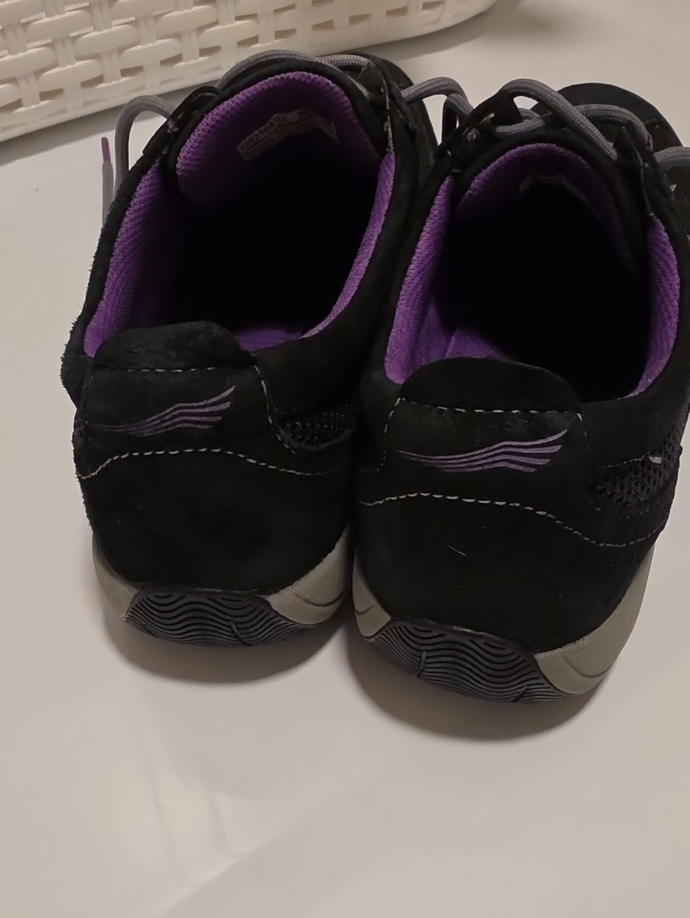 Dansko Helen Black and Purple Comfort Lace-Up Sneakers Size 38 - Picture 2 of 5